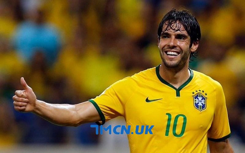 Cầu thủ Kaka đã có sự nghiệp thi đấu quốc tế thành công cùng đội tuyển Brazil