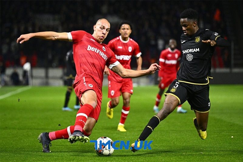 AEK Athens sẽ có lợi thế sân nhà ở trận lượt về